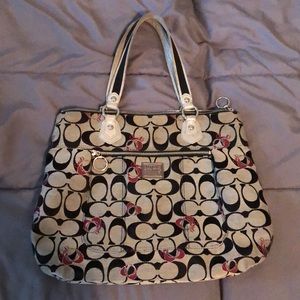 Coach signature print purse